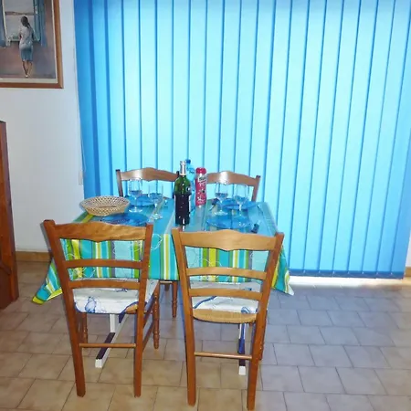 2 Pieces Avec Terrasse A Marseillan-plage - Fr-1-387-78 Marseillan (Herault)