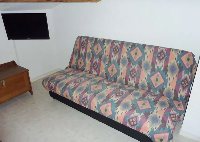 2 Pieces Avec Terrasse A Marseillan-plage - Fr-1-387-78 *